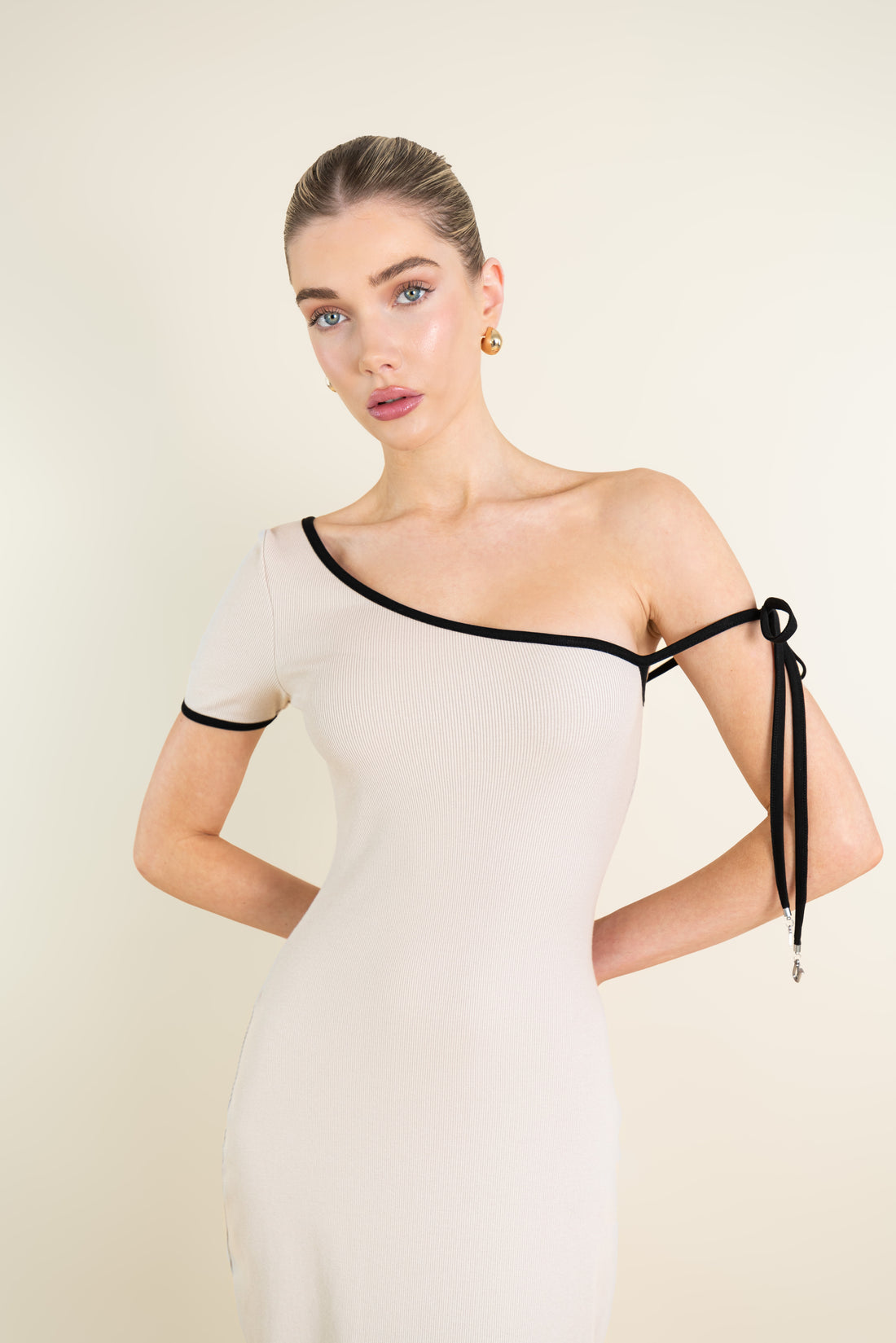 Ria One Shoulder Dress